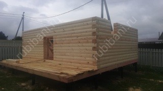 Баня из бруса 6×4 с террасой и балконом (Б-3), 24 м²